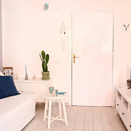 Blu Home - Bilocale In Centro Lampedusa Exterior photo